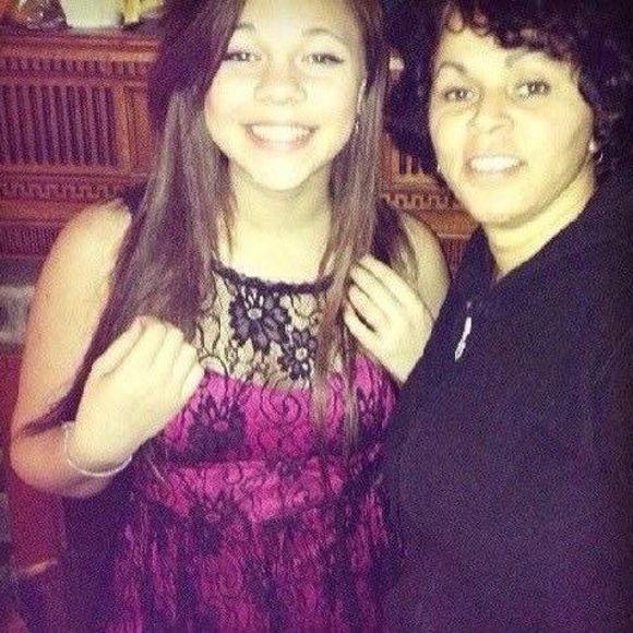 Meet your Posher, Tia - Picture 1 of 1